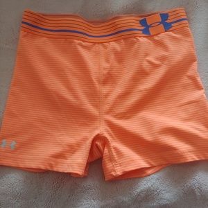 Size small under armour compression shorts